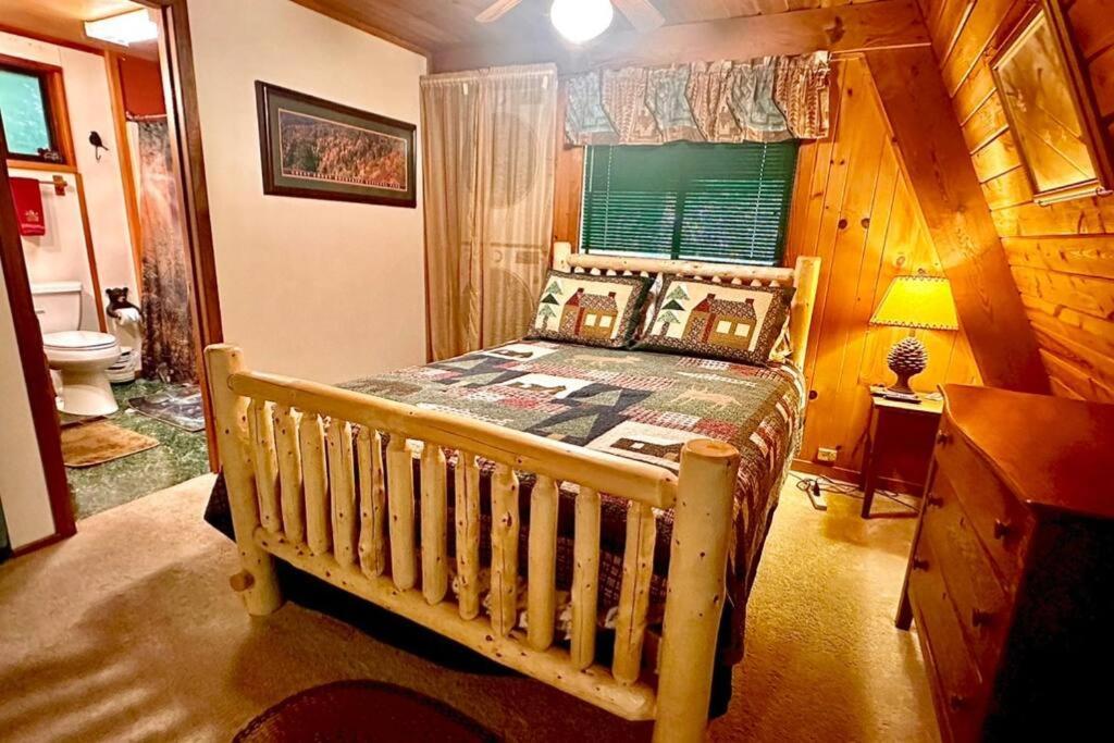 Mountain Springs Chalet ガトリンバーグ エクステリア 写真